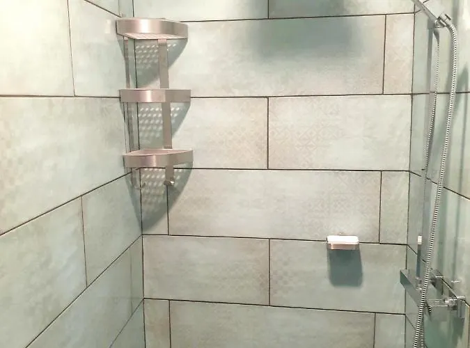 E11even * Βελίκο Τίρνοβο