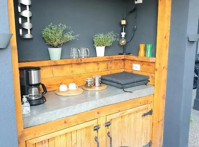 E11even * Βελίκο Τίρνοβο